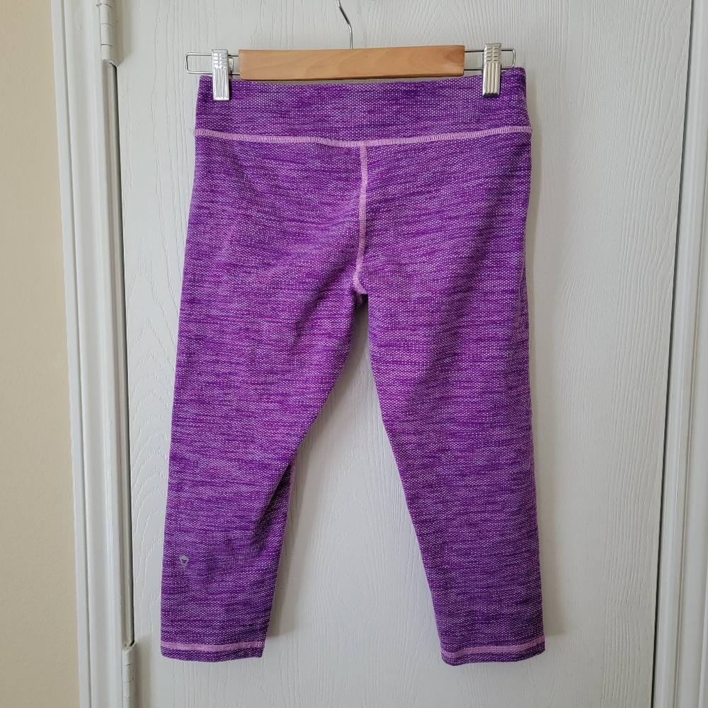 Ivivva Rythmic Crops - Picture 2 of 7